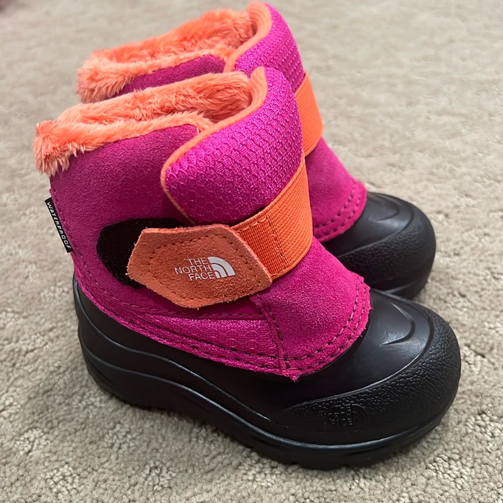 The North Face toddler snow boots